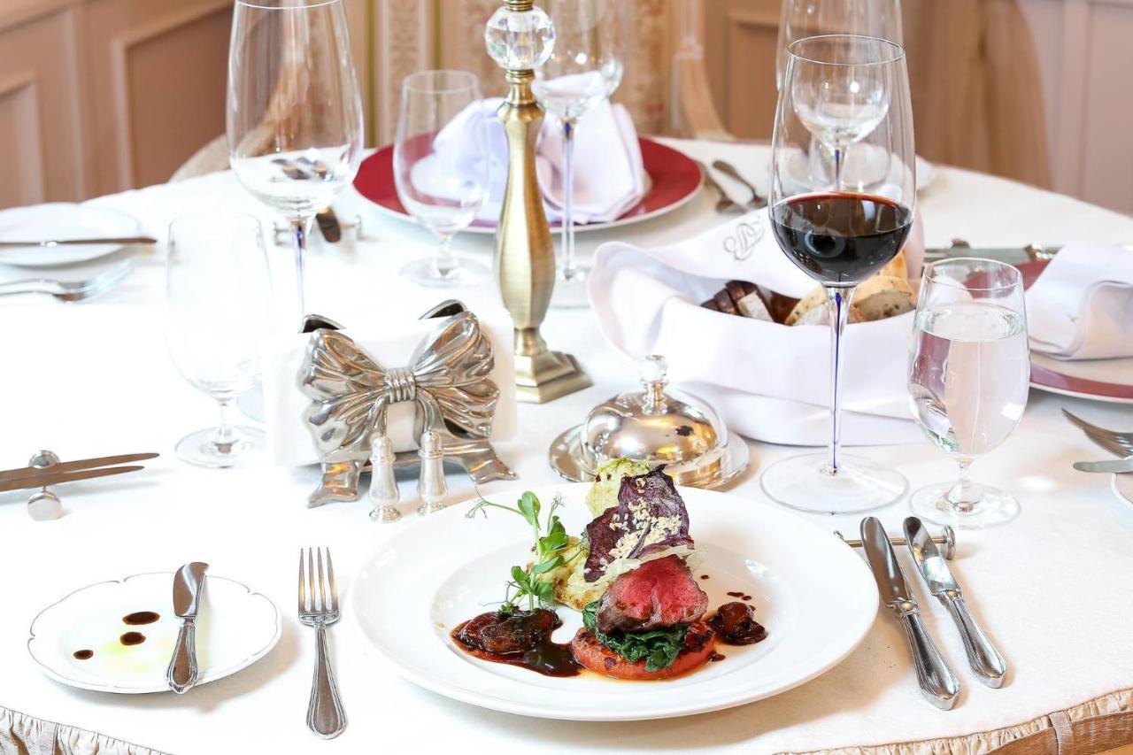 Tb Palace Hotel & Spa Jūrkalne エクステリア 写真